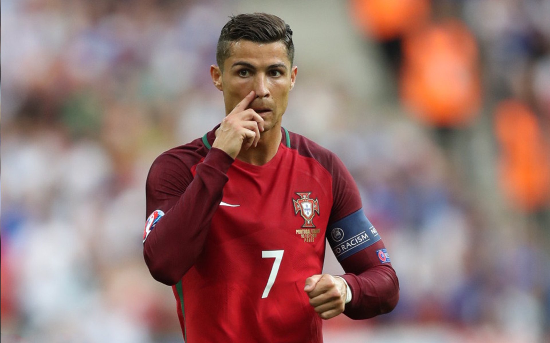 _城市夜跑融合：运动与音乐、灯光盛宴_，夜跑夜景