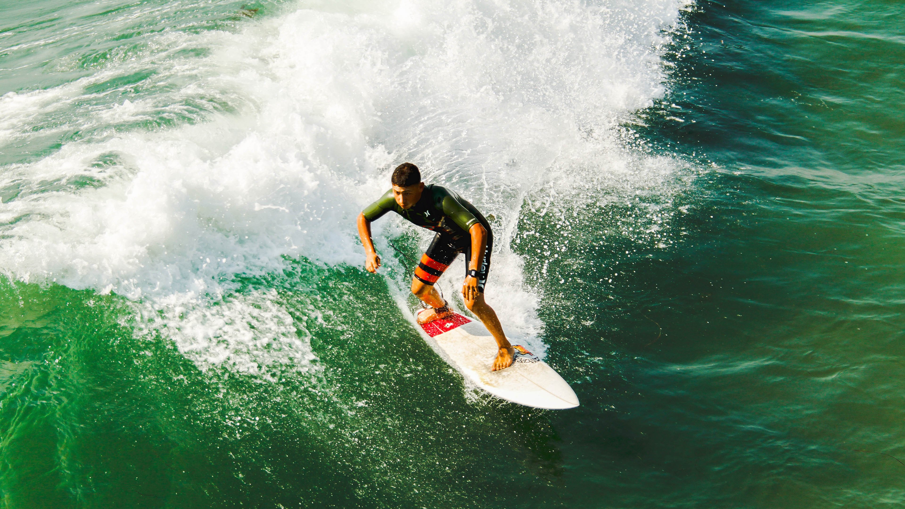 球队战术大调整，令对手难以应对，球员布置战术